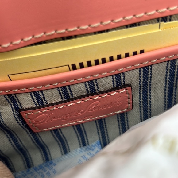 Dooney & Bourke Beacon East West Flap Crossbody Light Pink - Picture 8 of 15